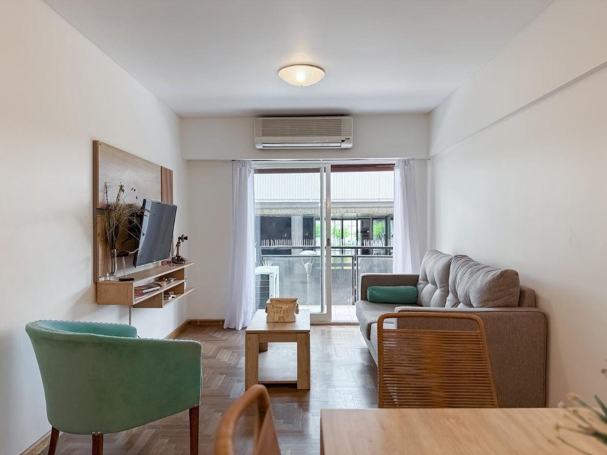 Excelente ubicación: luminoso apartamento de 3 habitaciones con balcón, seguridad y estacionamiento