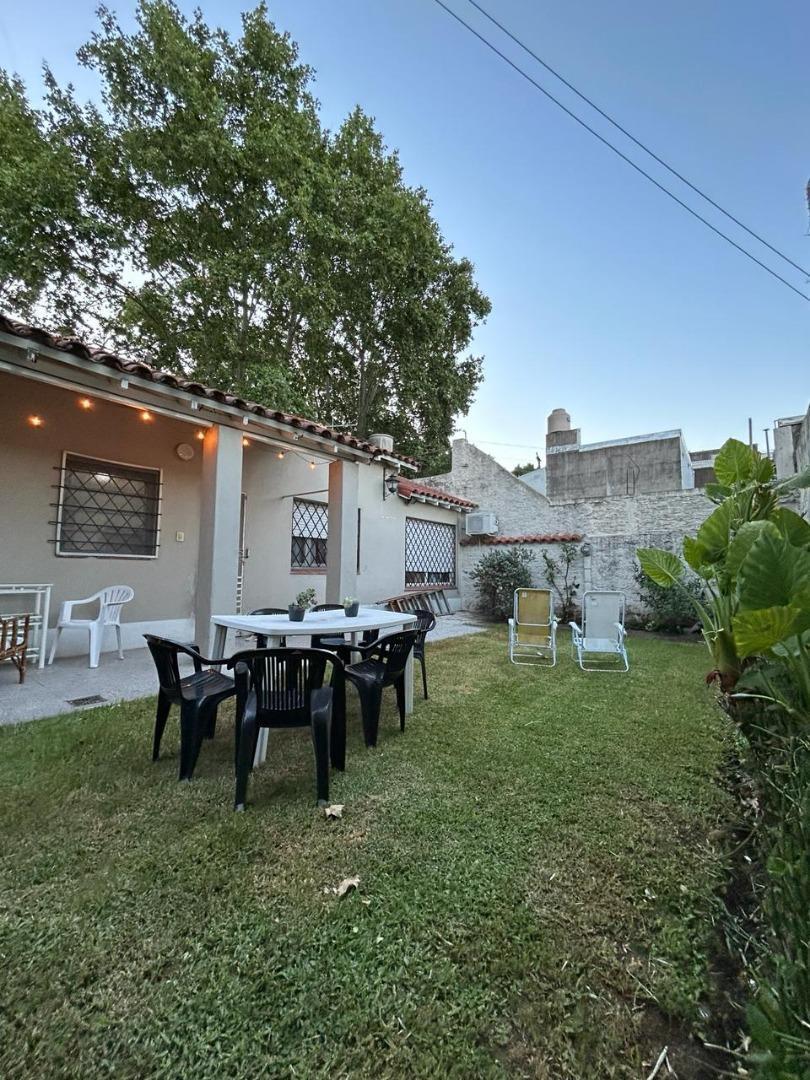 Casa en lote propio con jardín en boulogne