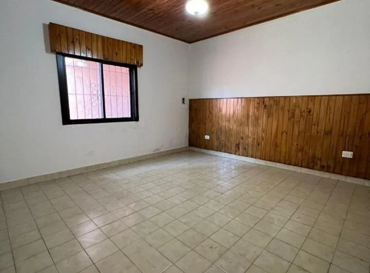 casa tipo ph en planta baja con patio 1