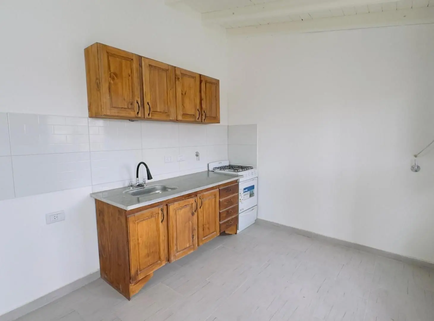 Departamento en planta alta con terraza en boulogne 2
