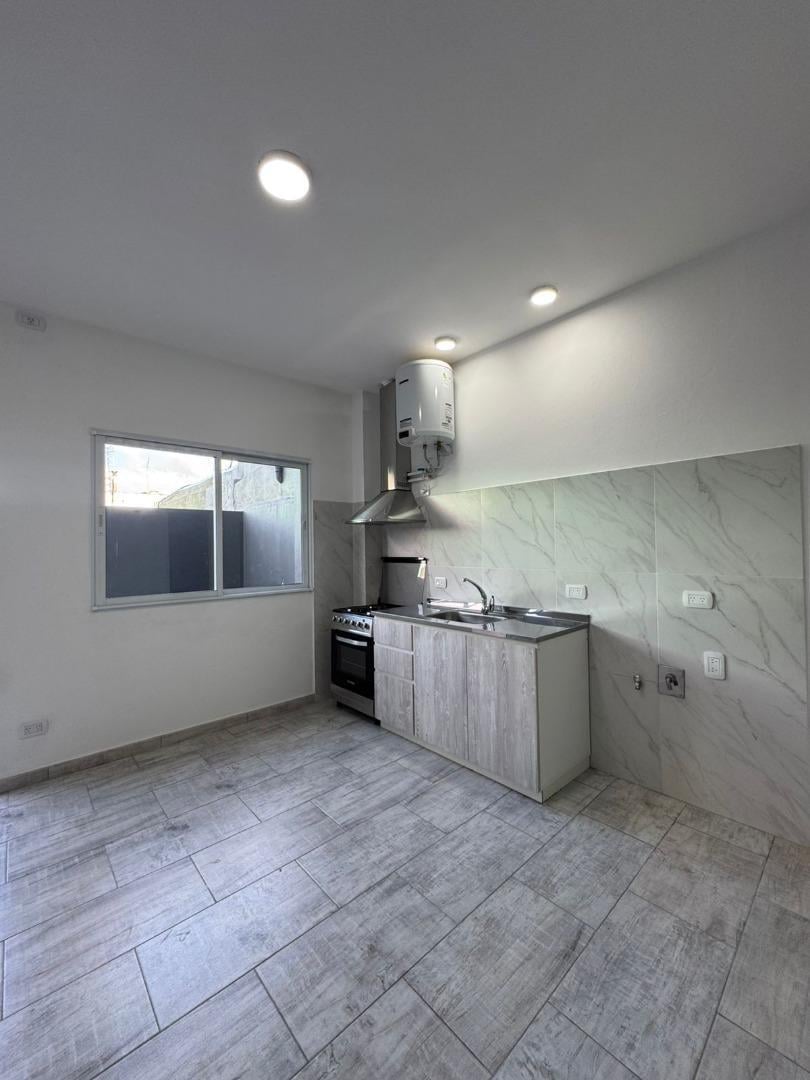 Departamento a estrenar con patio