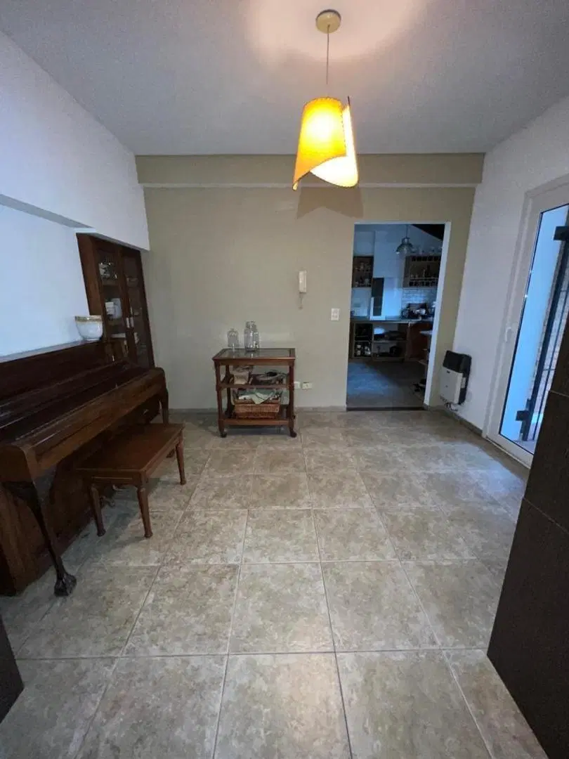 Casa en venta muy buena zona Boulogne. 5