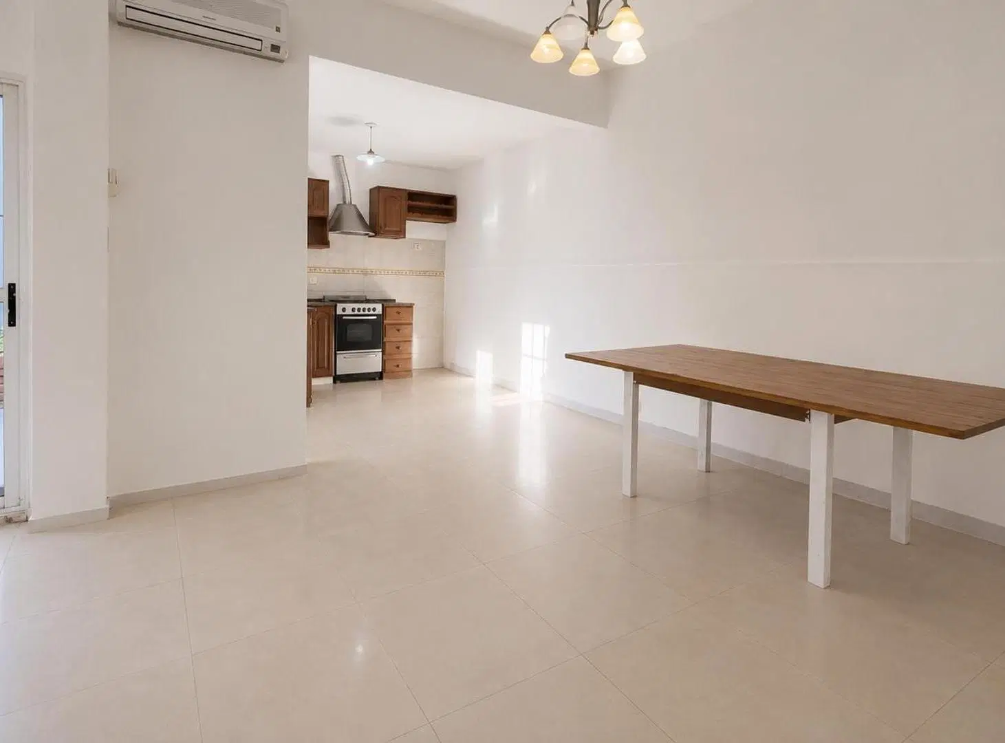 casa tipo PH en planta baja en alquiler excelente ubicación 3