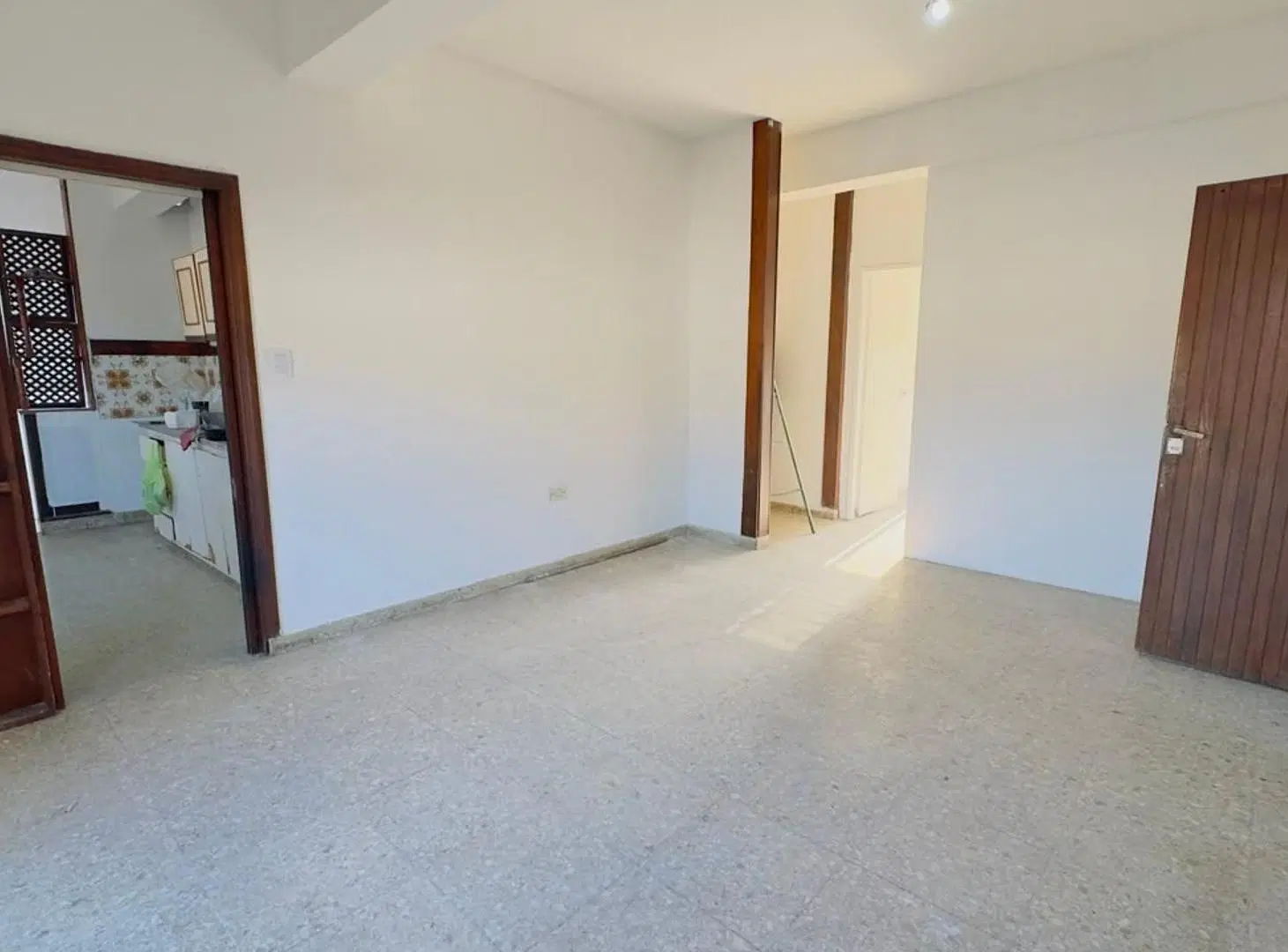 Departamento en planta alta fondo 1