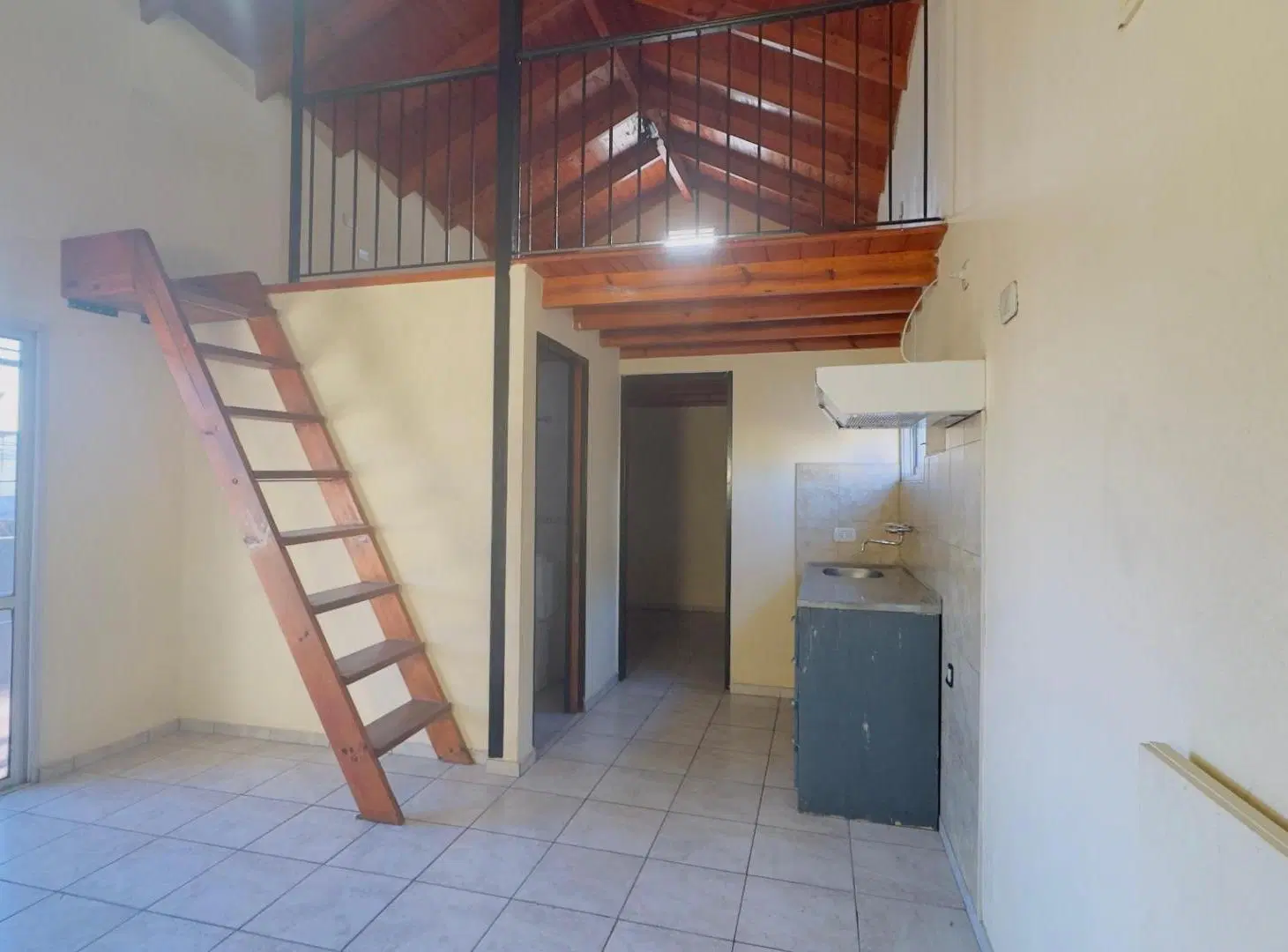 Departamento en planta alta en Alquiler ingreso inmediato 1