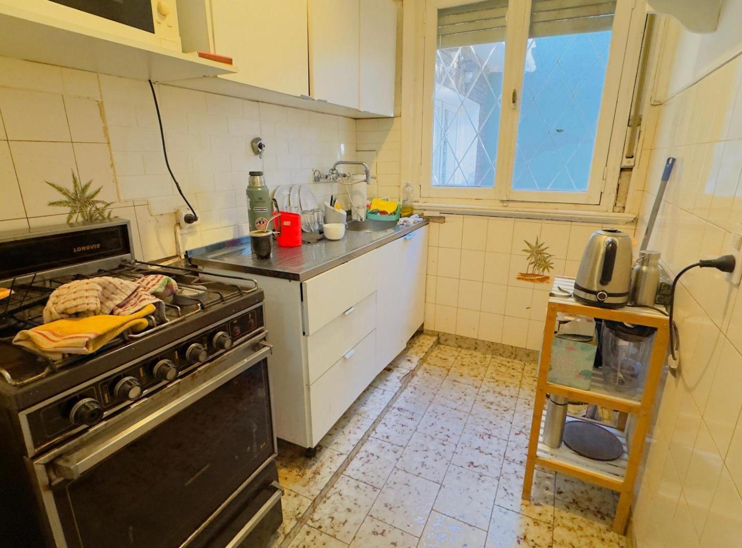 Foto de Casa en lote propio con jardín y cocheras, imagen 4