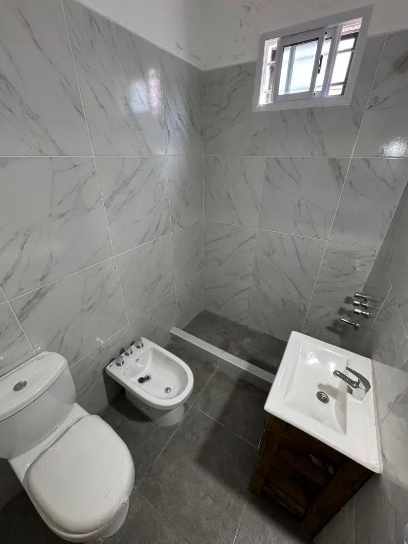 casa tipo PH planta baja en alquiler zona unicenter 5