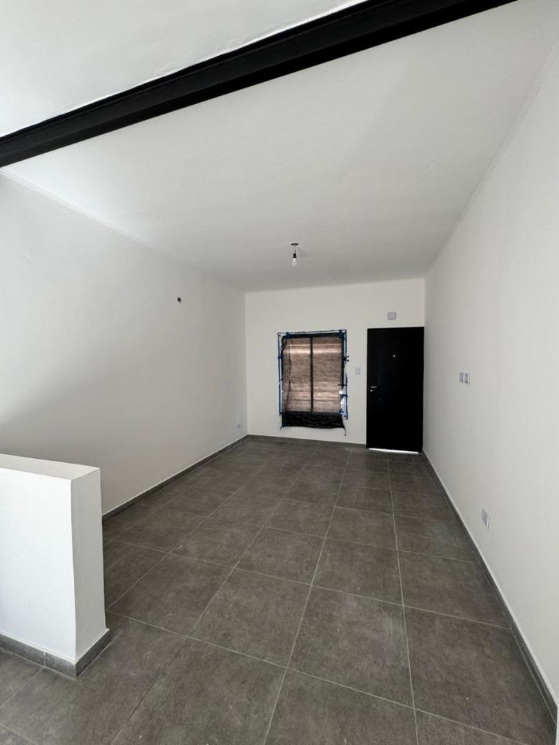 Foto de casa tipo PH planta baja en alquiler zona unicenter, imagen 1