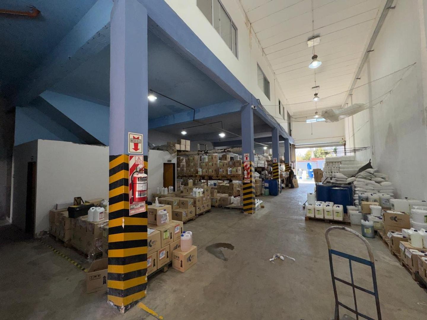 Foto de galpon en venta Benavidez, imagen 1