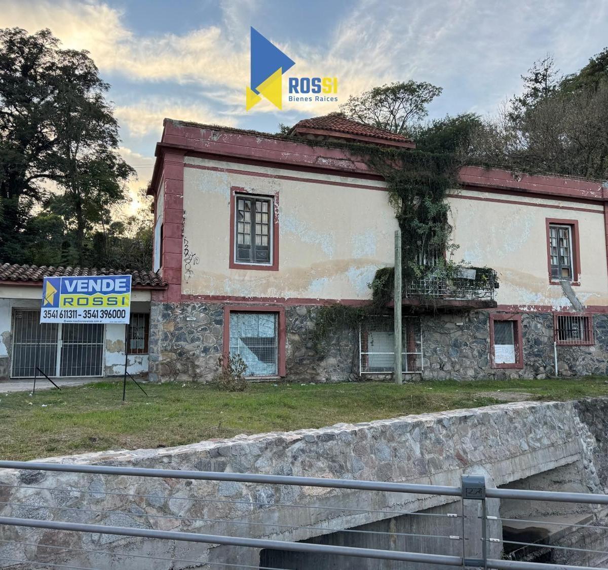 Vendo Importante Terreno en El Centro de Unquillo 2