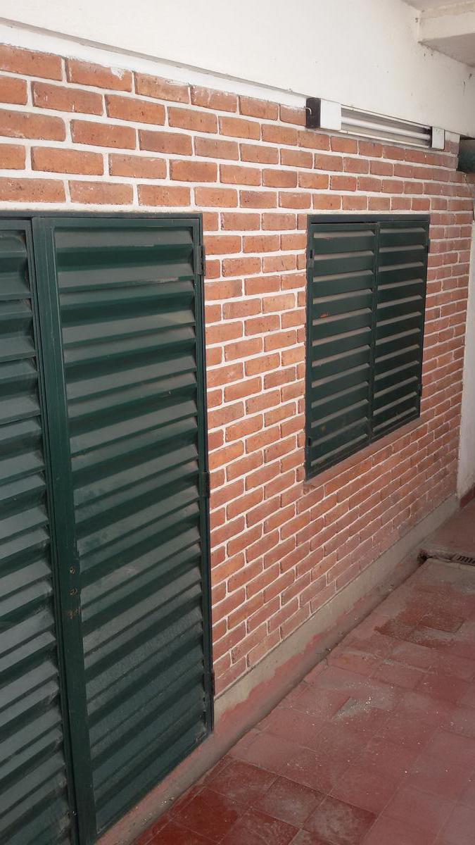 Vendo Local con Departamento en Cosquín a m de Plaza del Folclore 4