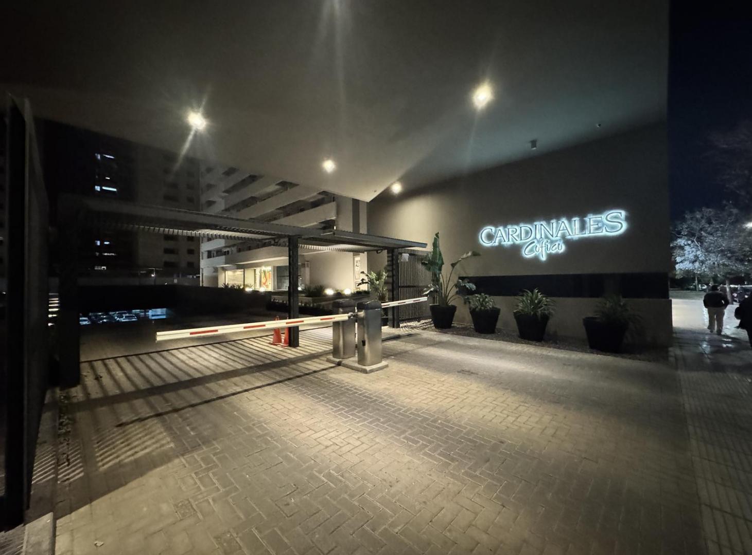 Foto de VENTA DE COCHERA EN COMPLEJO GNI COFICO | SEGURIDAD 24 HS, imagen 2