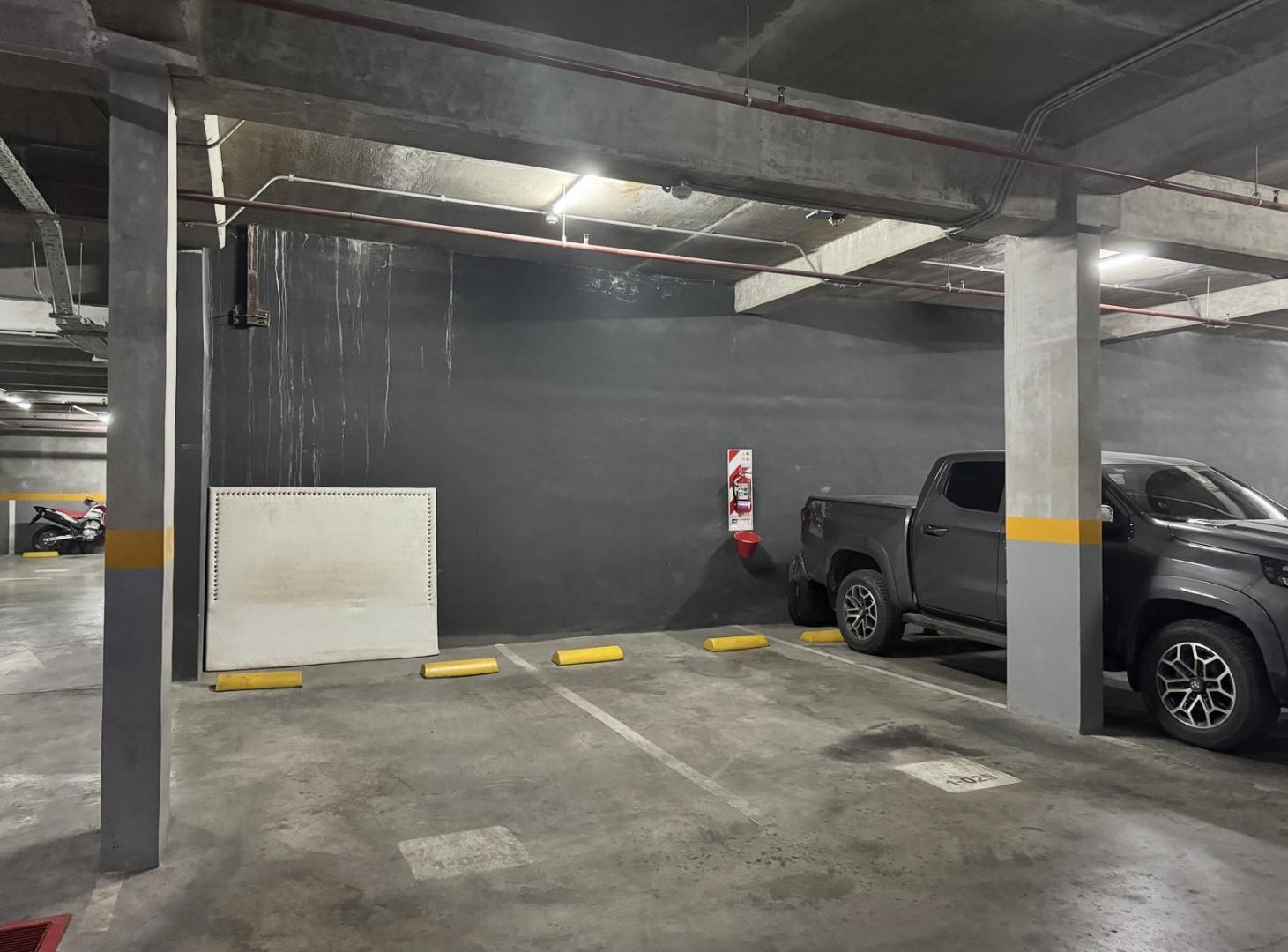 Foto de VENTA DE COCHERA EN COMPLEJO GNI COFICO | SEGURIDAD 24 HS, imagen 5
