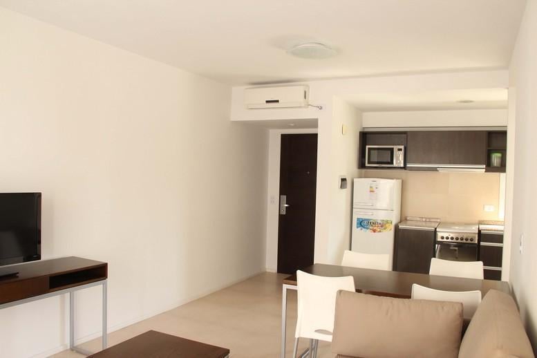 DEPARTAMENTO 2 AMBIENTES AMOBLADO ALQUILER TEMPORARIO ABASTO