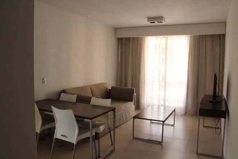 DEPARTAMENTO 2 AMBIENTES AMOBLADO ALQUILER TEMPORARIO ABASTO ALMAGRO 1