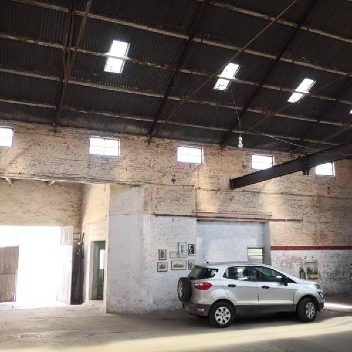 Foto de Amplio Galpon Centrico, Apto Para Diversos Proyectos, imagen 1