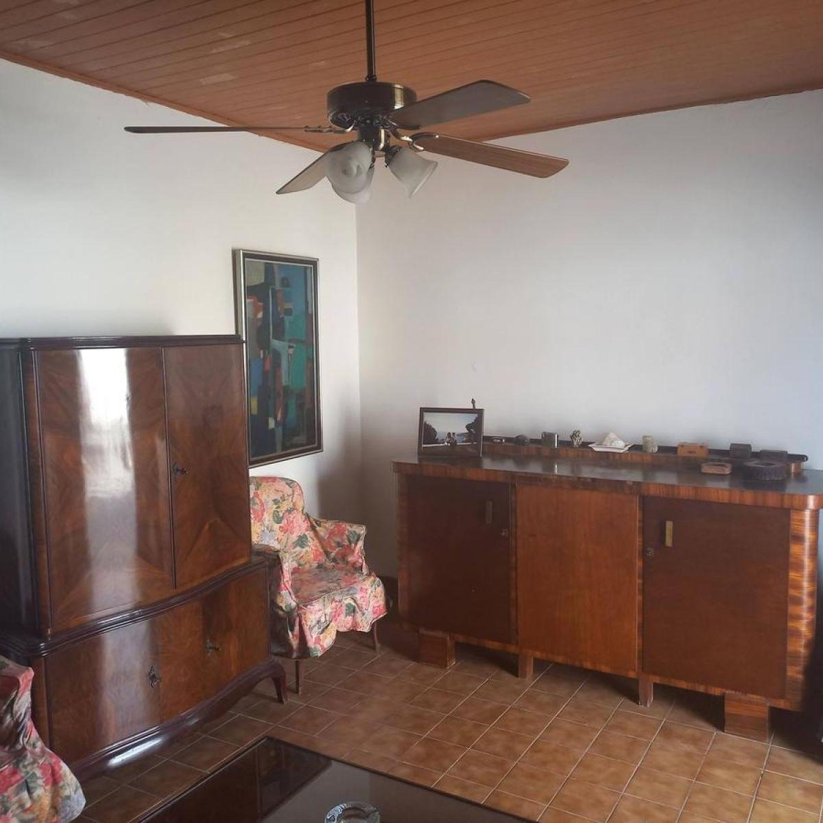 Foto de Laprida Entre Angel Balbi Y Matanza, Casa De 3 Dormitorios, 2 Baños, imagen 2