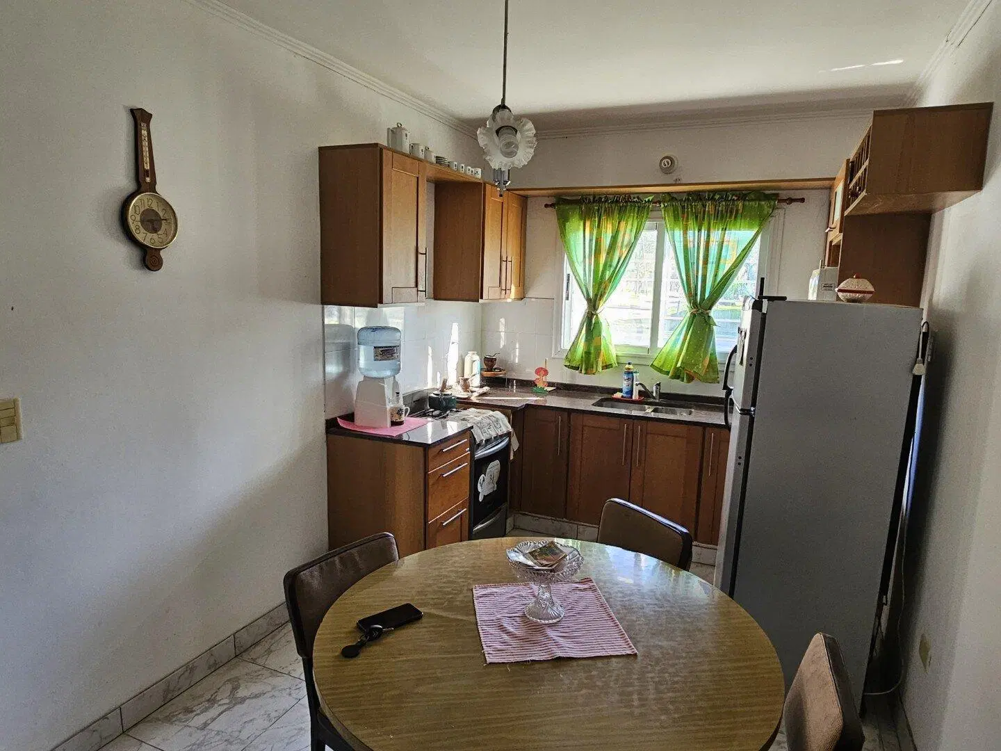 VENTA | Casa de 3 dormitorios con amplio jardín! Antelo 3