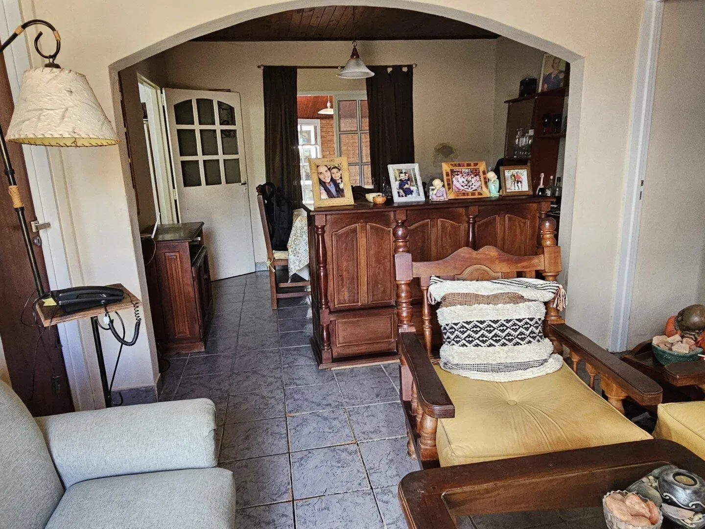 VENTA | Casa de 3 dormitorios con quincho- Barrio San Cayetano – Victoria, Entre Ríos 2