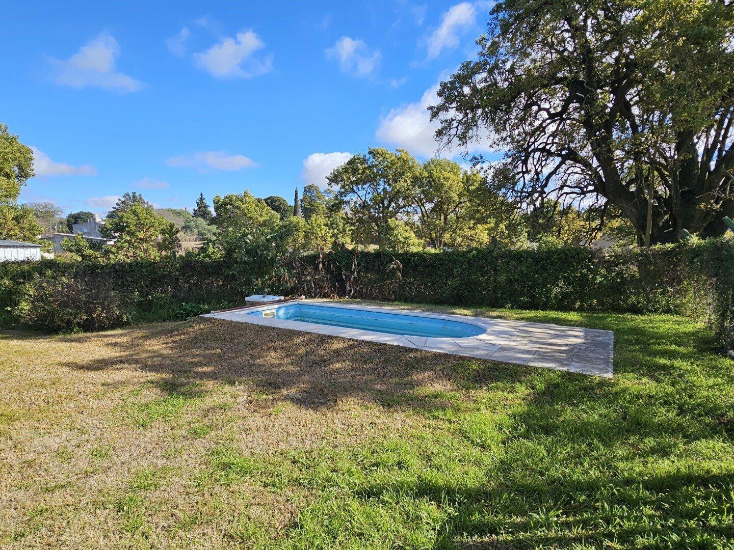 Foto de VENTA | Cabaña de 1 dormitorio con pileta sobre amplio terreno! Maipú y Los Cardenales – Victoria, E, imagen 2