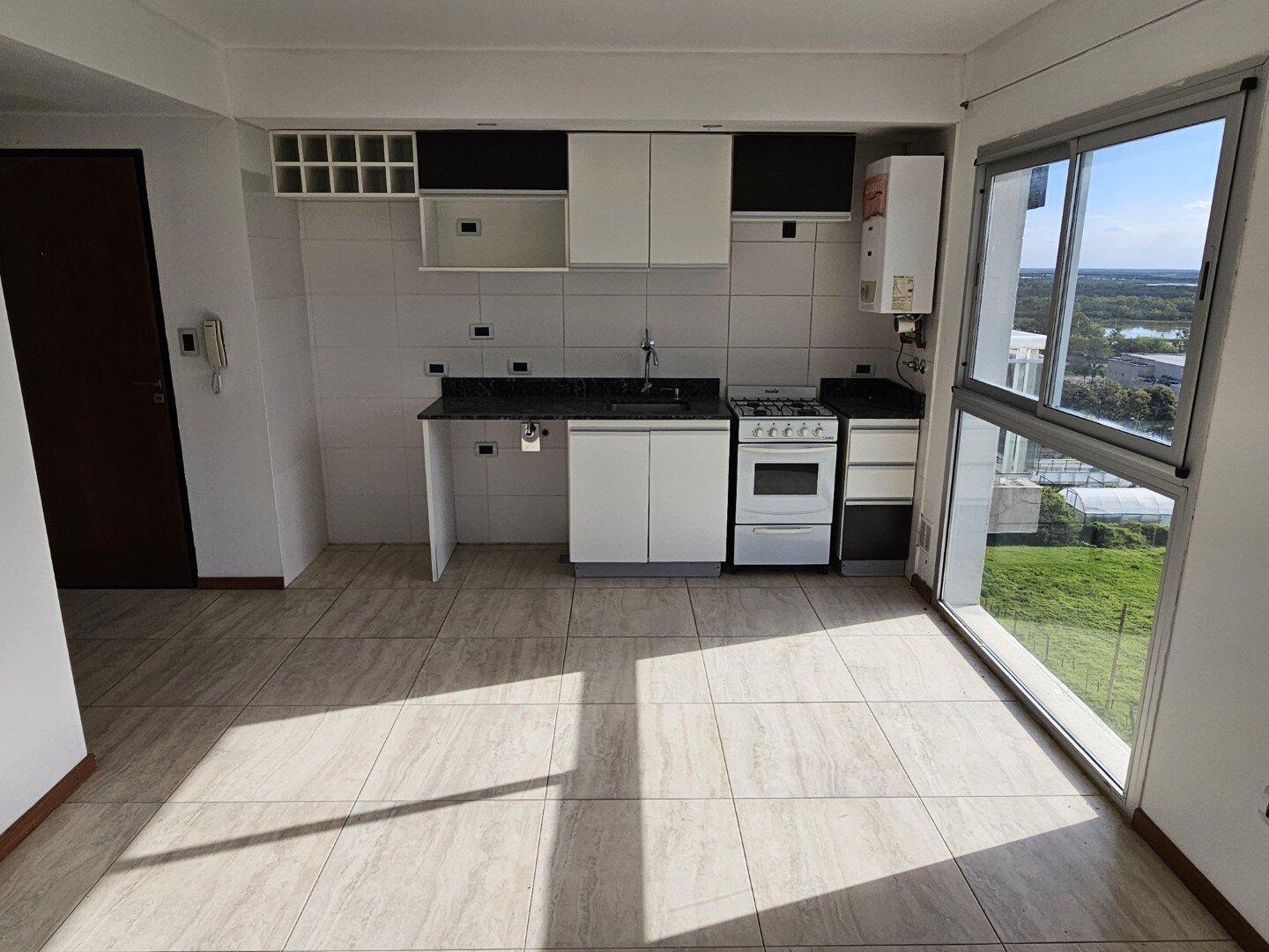 Foto de VENTA | Departamento de 1 dormitorio con cochera y vista al río! 6 A, imagen 1