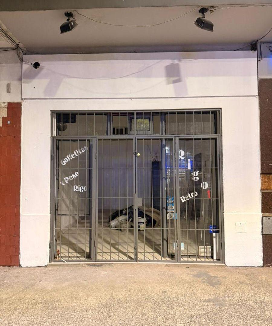 Foto de Local Comercial de 20 m² en alquiler en Villa Urquiza, imagen 2