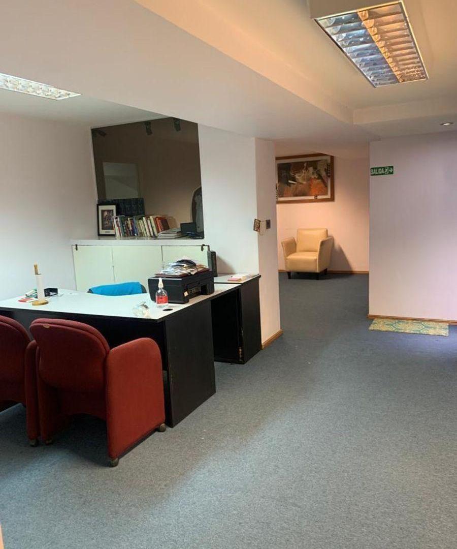 Foto de Oficina Comercial de 152 m² 4 Despachos y 1 Sala de Reuniones, imagen 3