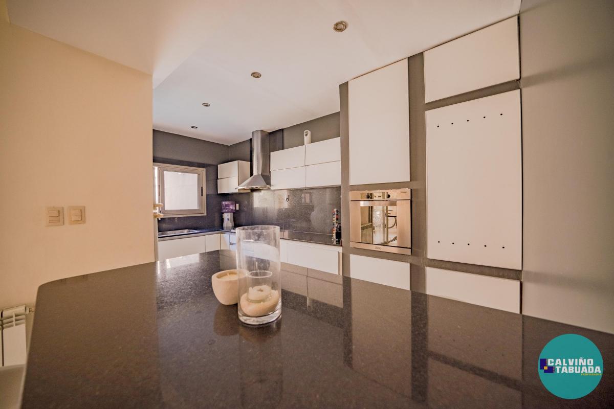 4 Ambientes Tipo Casa Planta Baja Contrafrente con Jardín y Pileta 1