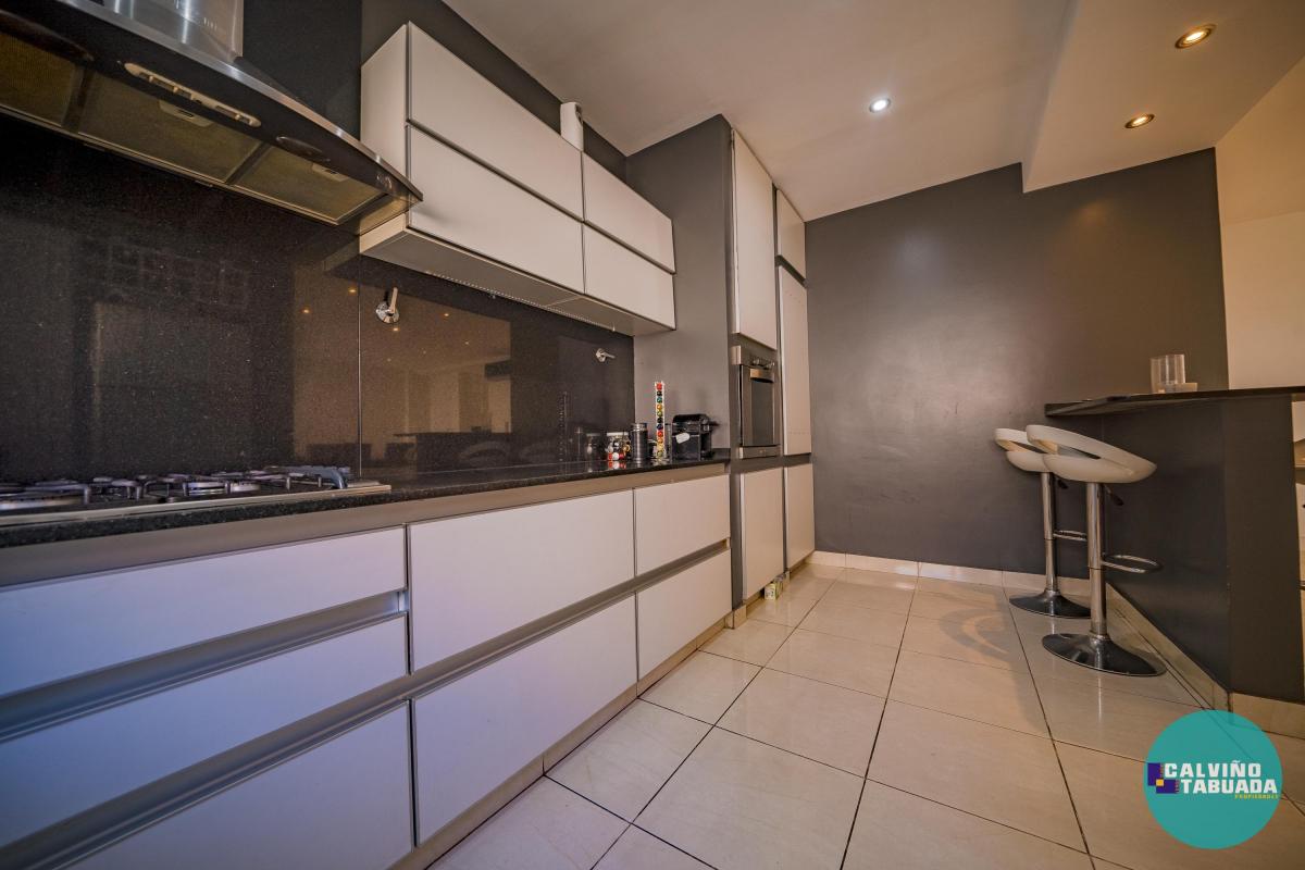 4 Ambientes Tipo Casa Planta Baja Contrafrente con Jardín y Pileta 4