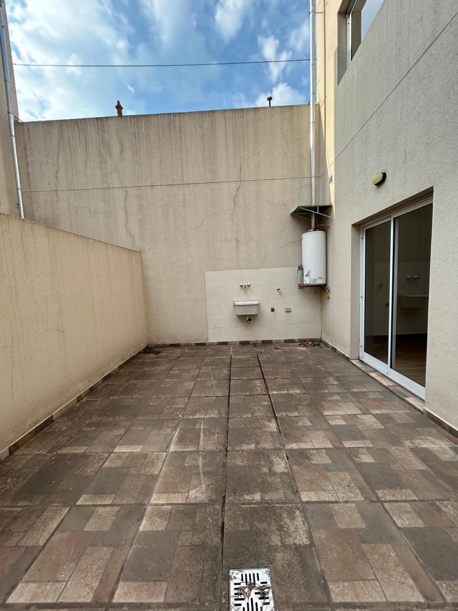 3 Amb Tipo Casa Pb Frente C/patio Sin Expensas 4