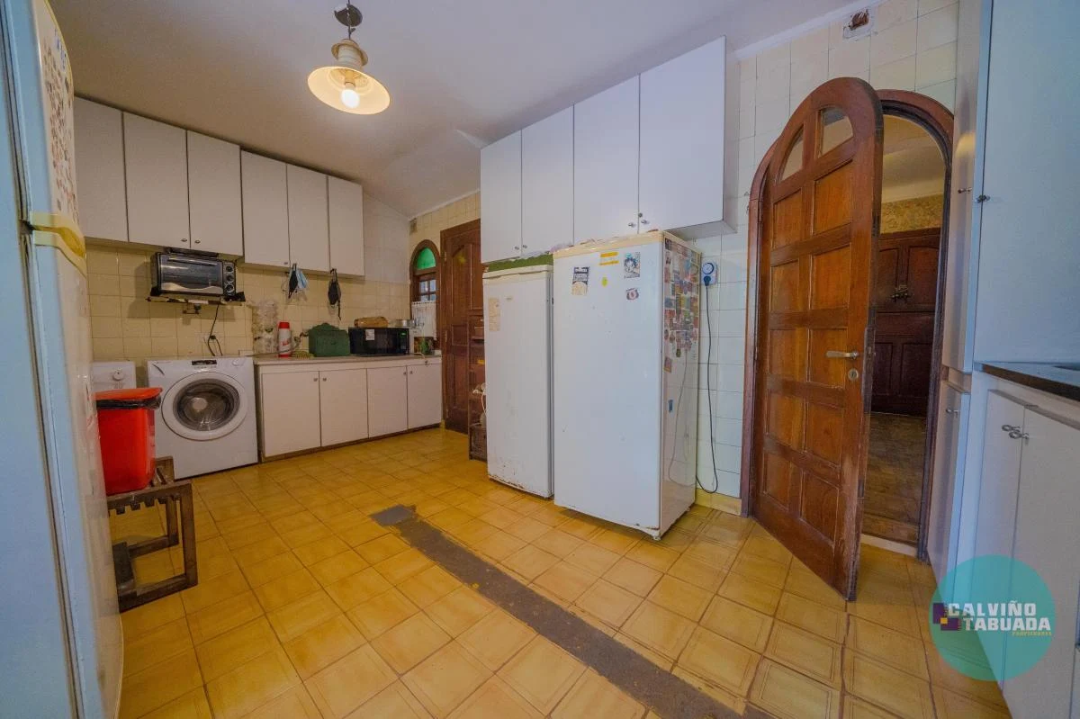 Casa en Barrio Rawson Estilo Ingles Frente a Agronomia 4