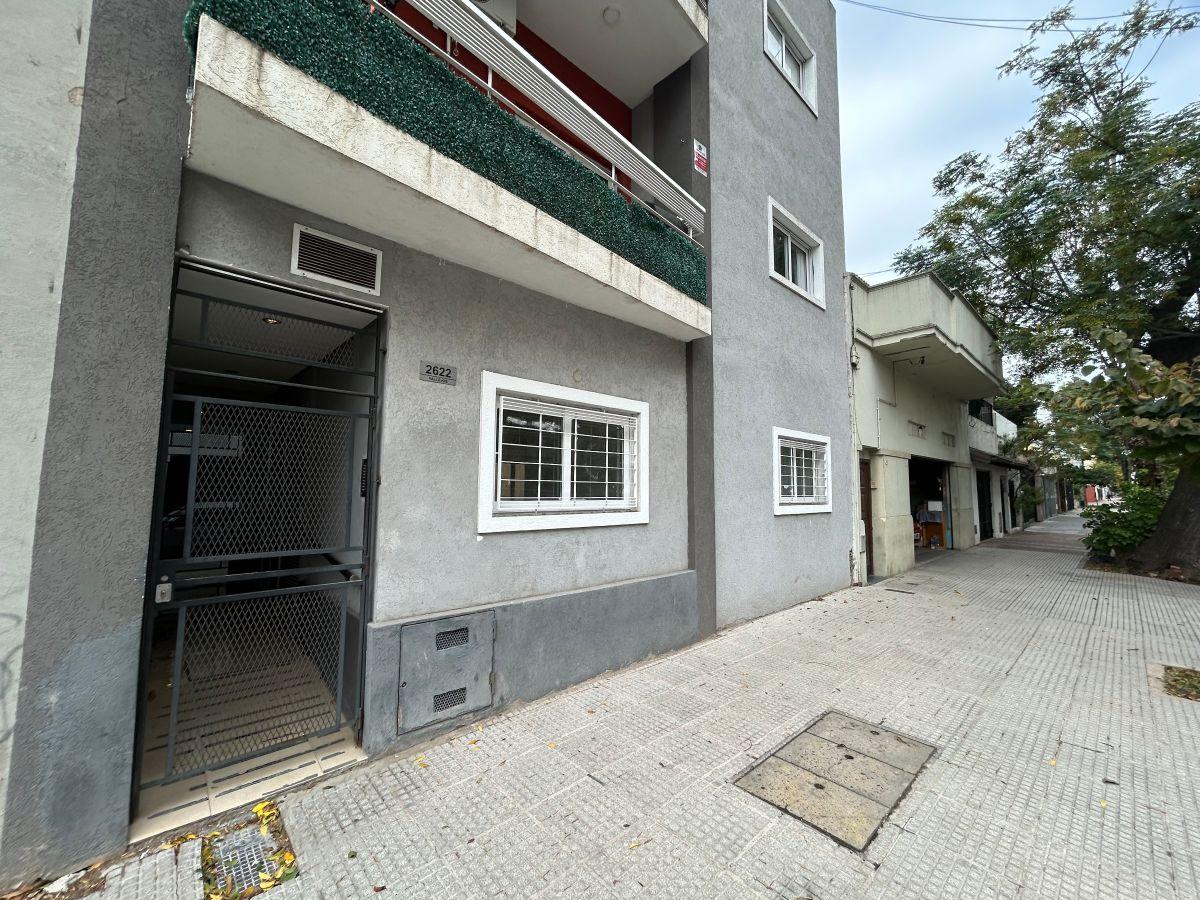3 AMBIENTES PLANTA BAJA A LA CALLE