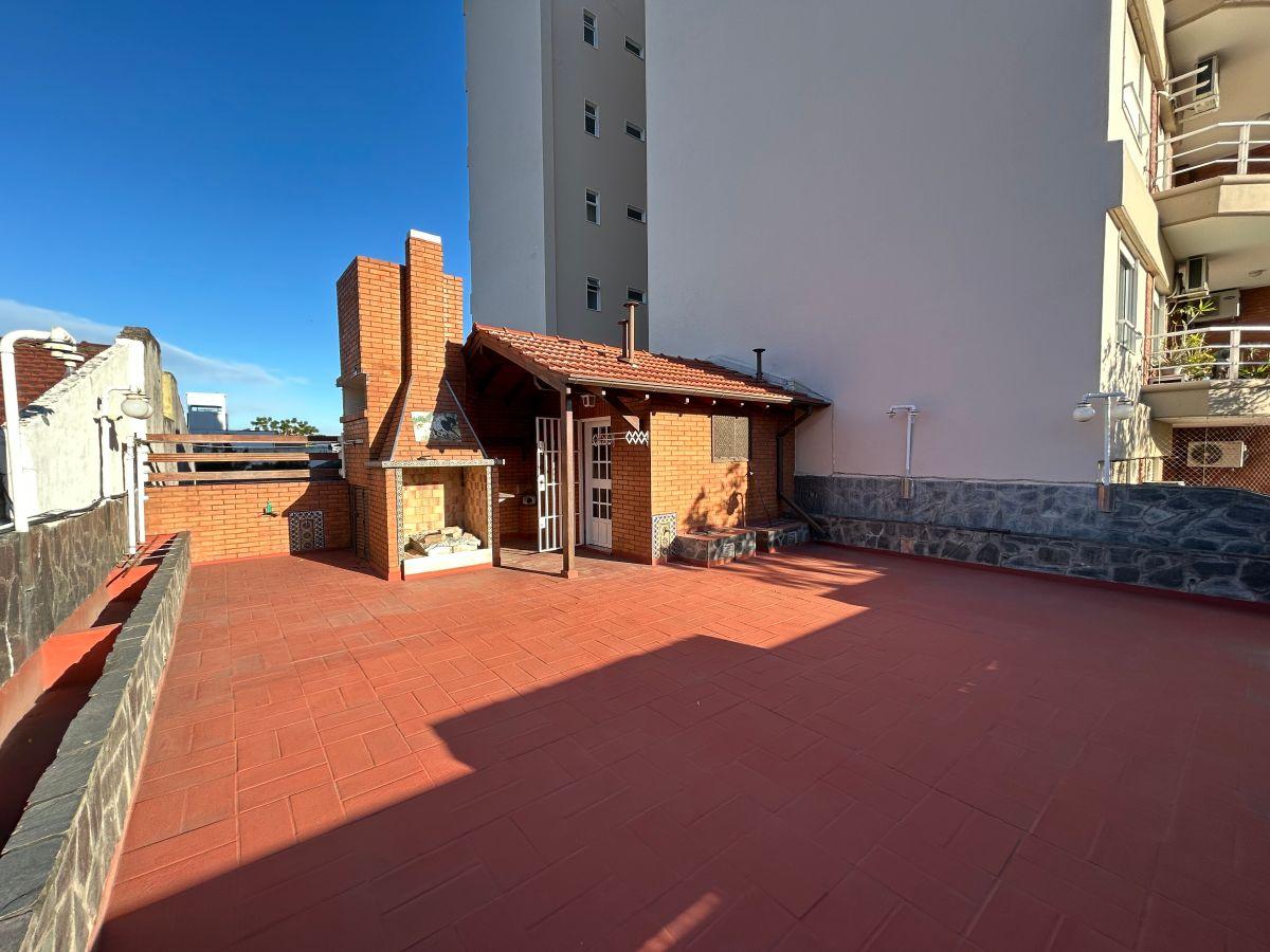 EXCELENTE PH 4 AMB SIN EXPENSAS CON TERRAZA PROPIA