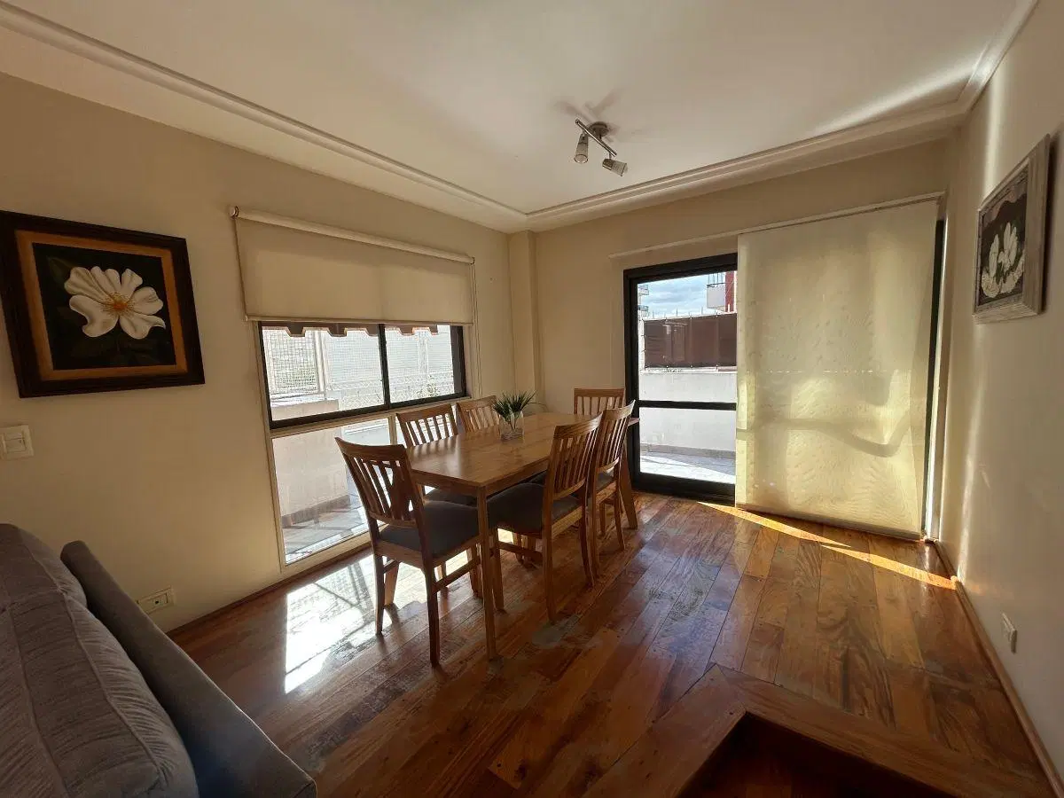 DUPLEX 4 AMB EN ULTIMO PISO CON COCHERA Y BALCON TERRAZA 5