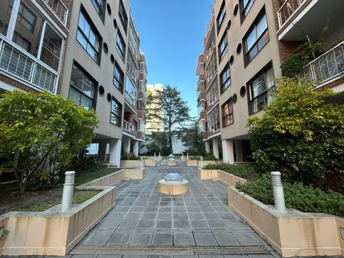 DUPLEX 4 AMB EN ULTIMO PISO CON COCHERA Y BALCON TERRAZA 2