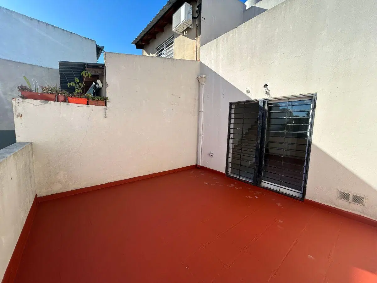 PH 2 AMBIENTES EN DUPLEX CON DOS BALCONES TERRAZA 4