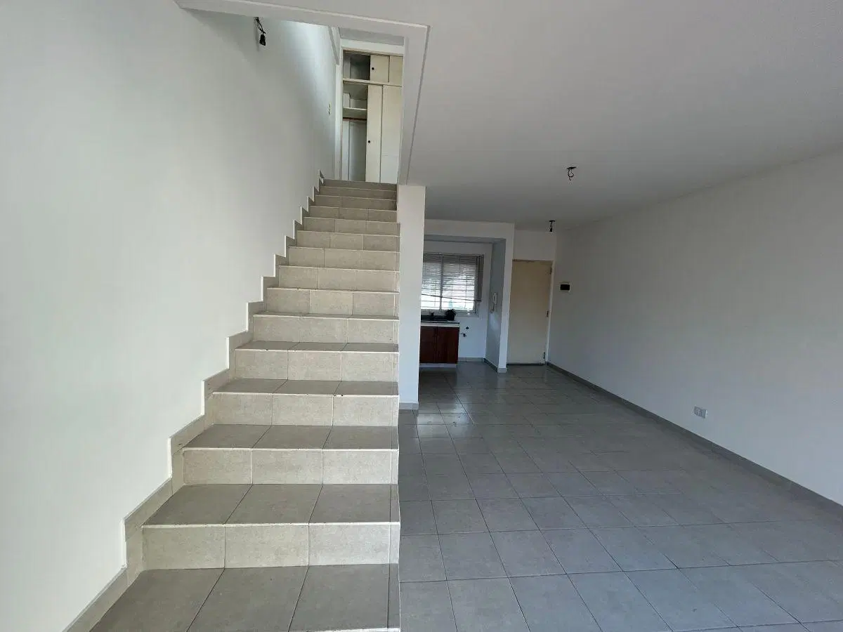 PH 2 AMBIENTES EN DUPLEX CON DOS BALCONES TERRAZA 3