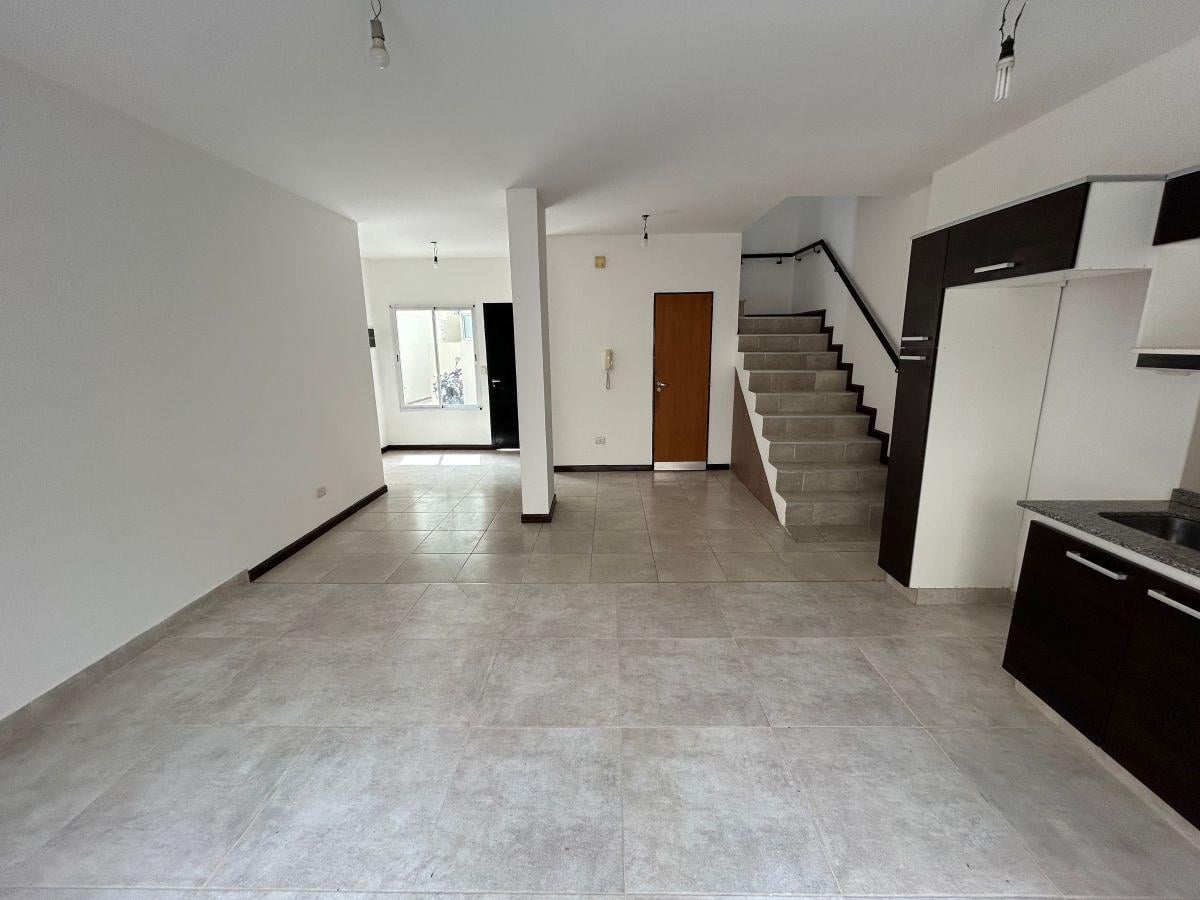 Foto de VENTA PH 3 AMBIENTES CON TERRAZA, PATIO Y ESCRITORIO, imagen 3
