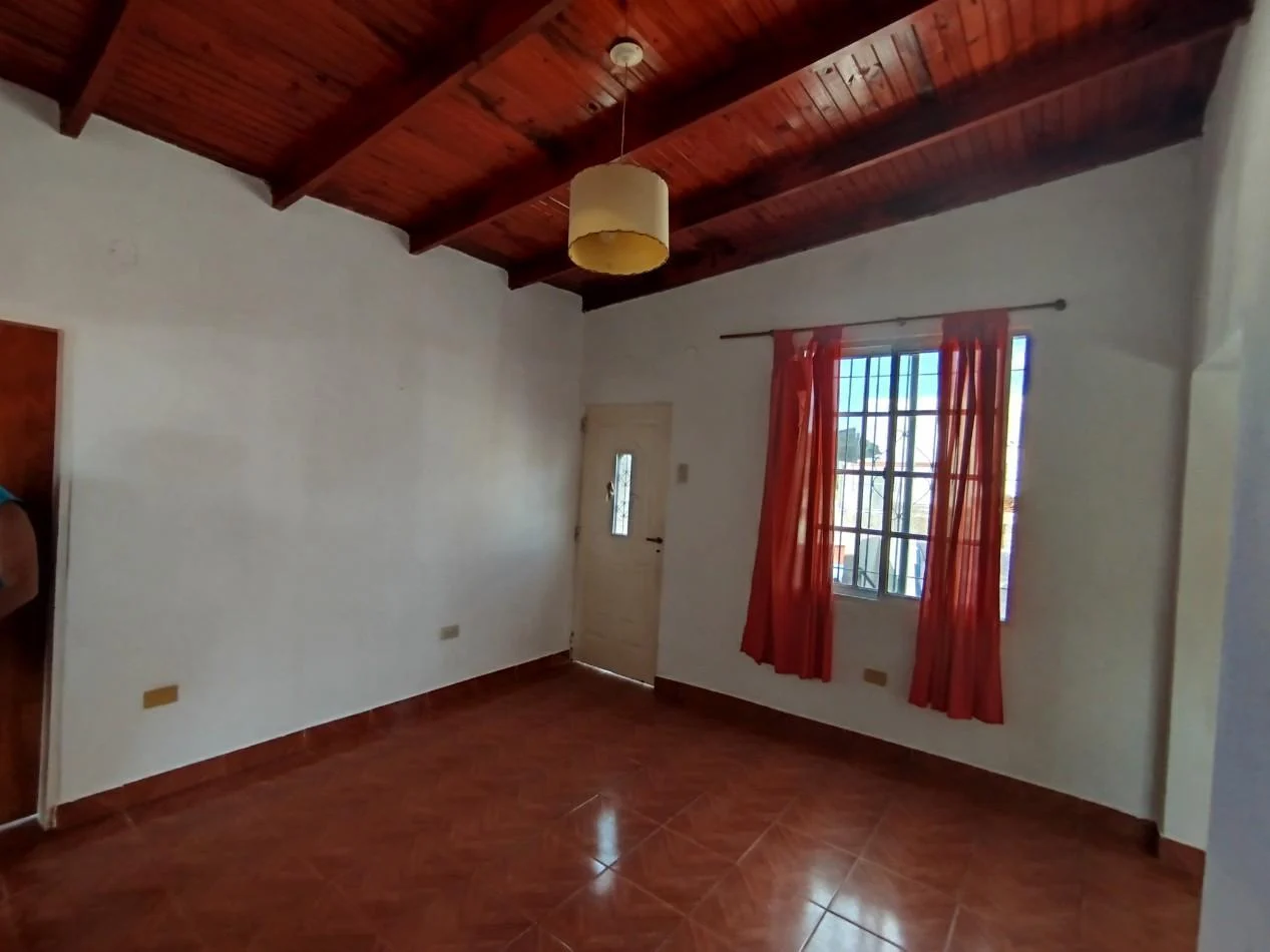 Alquiler departamento tres ambientes p.alta Jose C Paz