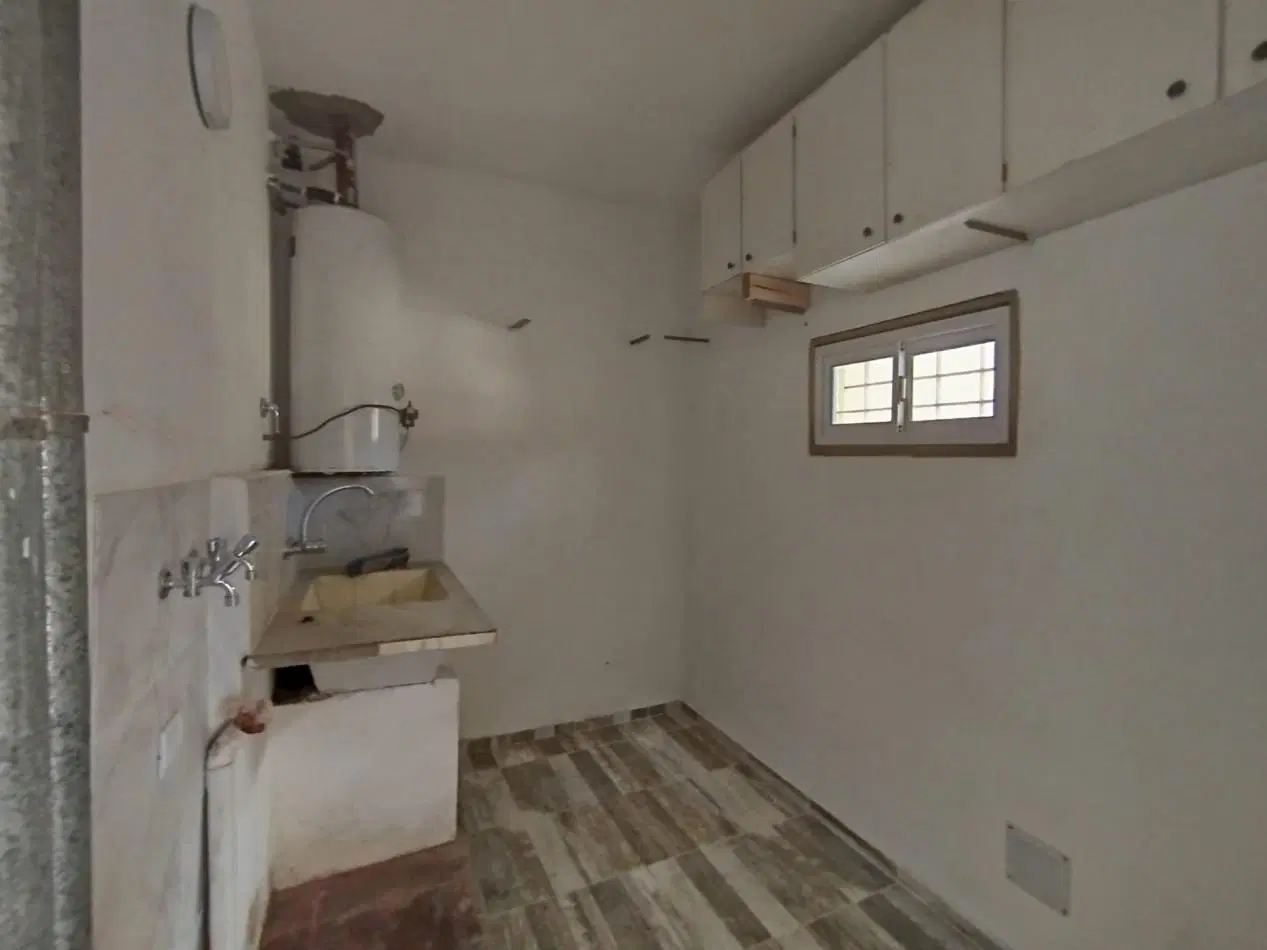 Alquiler casa quincho pileta Jose C paz 4