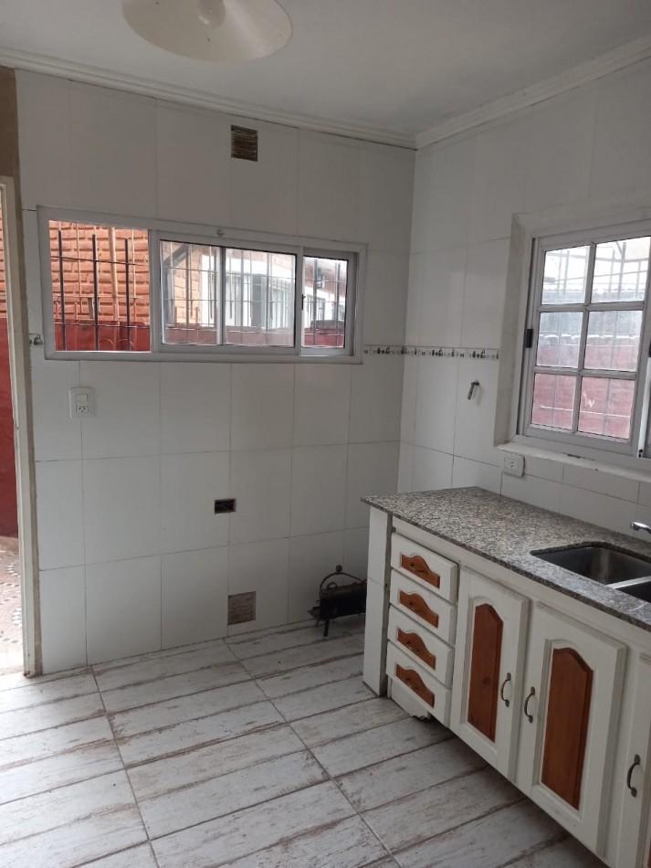 Foto de alquiler casa estilo duplex Jose C paz, imagen 3
