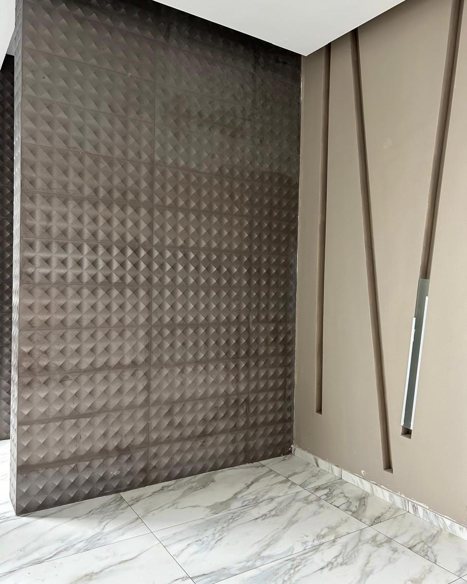 VENTA SEMIPISO 3 AMB A ESTRENAR con cochera Quilmes Oeste Centro
