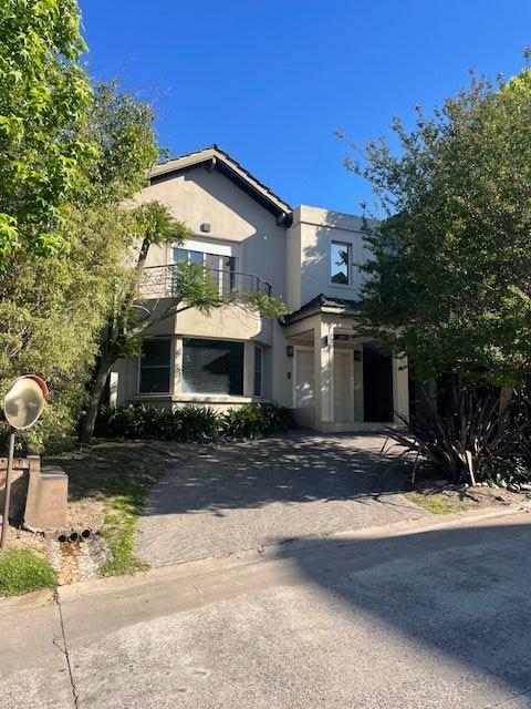 VENTA CASA BARRANCAS DE QUILMES