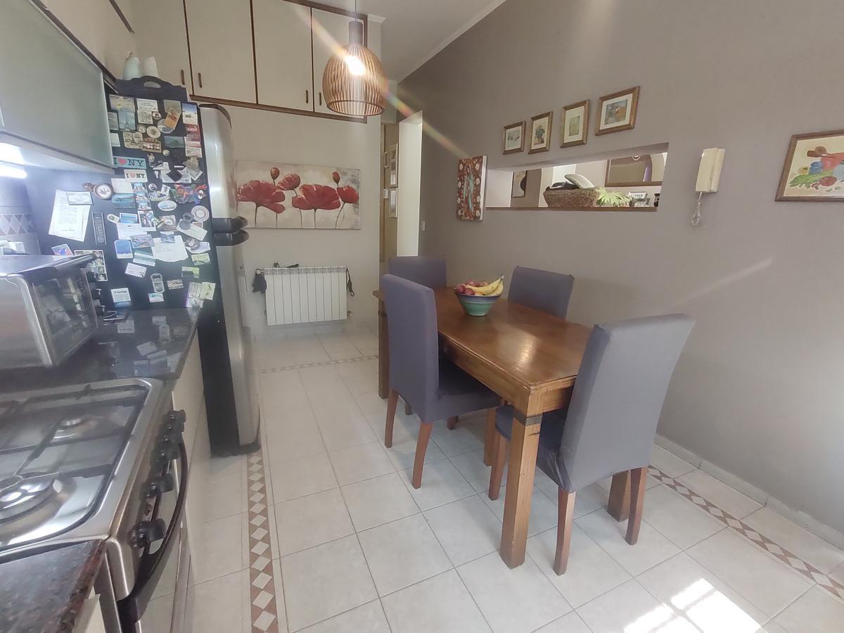 Hermosa Casa en Venta en Zona Sur - Rosario 3