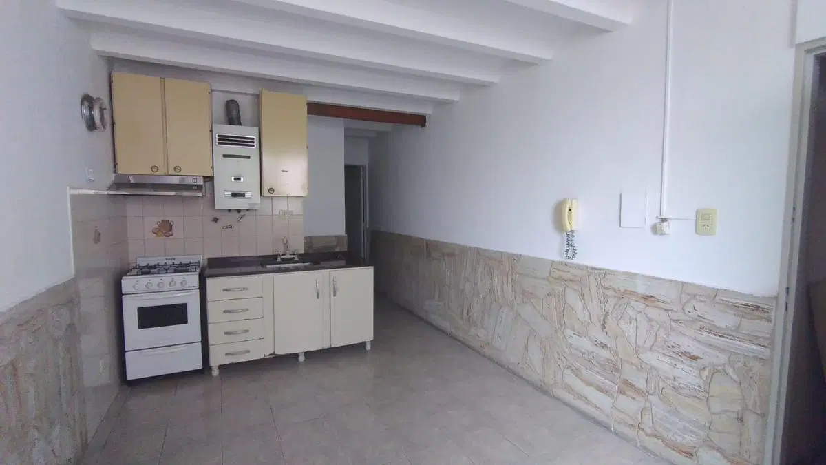 Buenos Airres 2300 1 Dorm Alquiler 3
