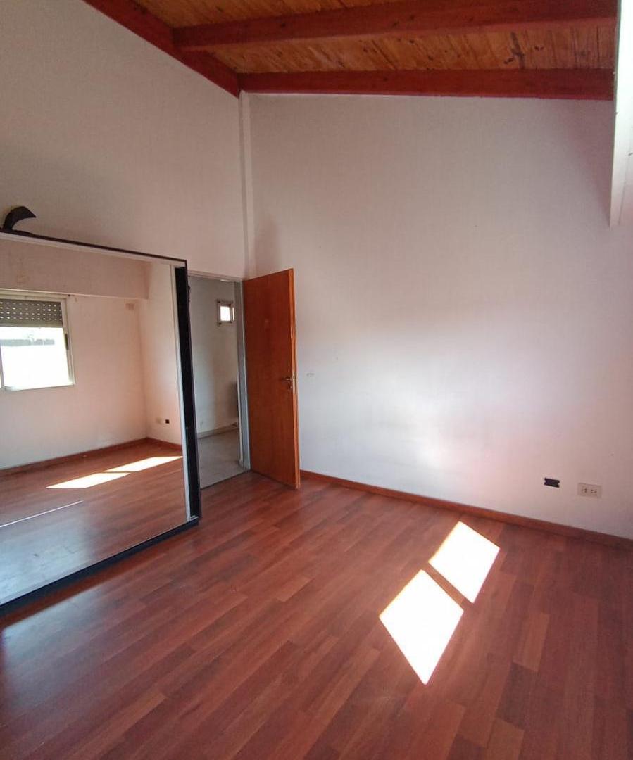 Foto de Departamento en alquiler Savio y San Martin, imagen 2