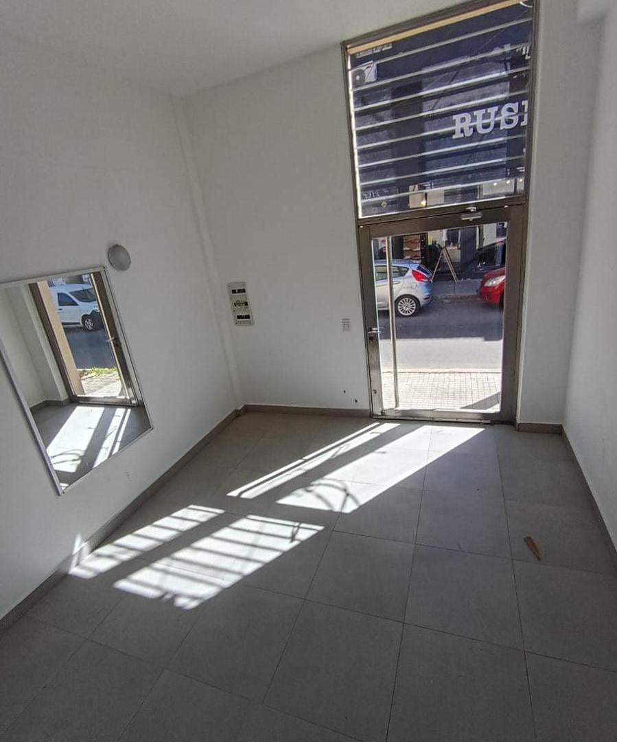 Departamento en alquiler Savio y San Martin