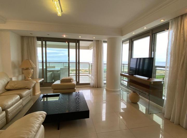 Foto de Departamento en Playa Brava, imagen 1