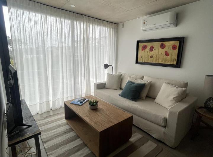 Departamento en  Manantiales 3