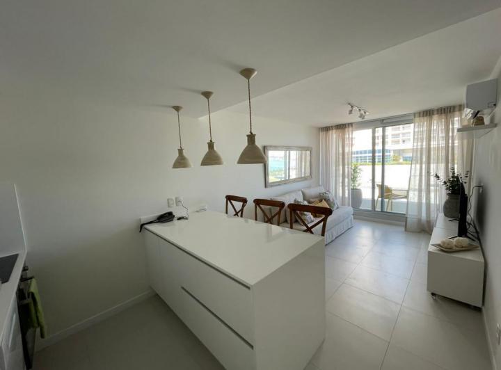 Departamento - Playa Mansa 4